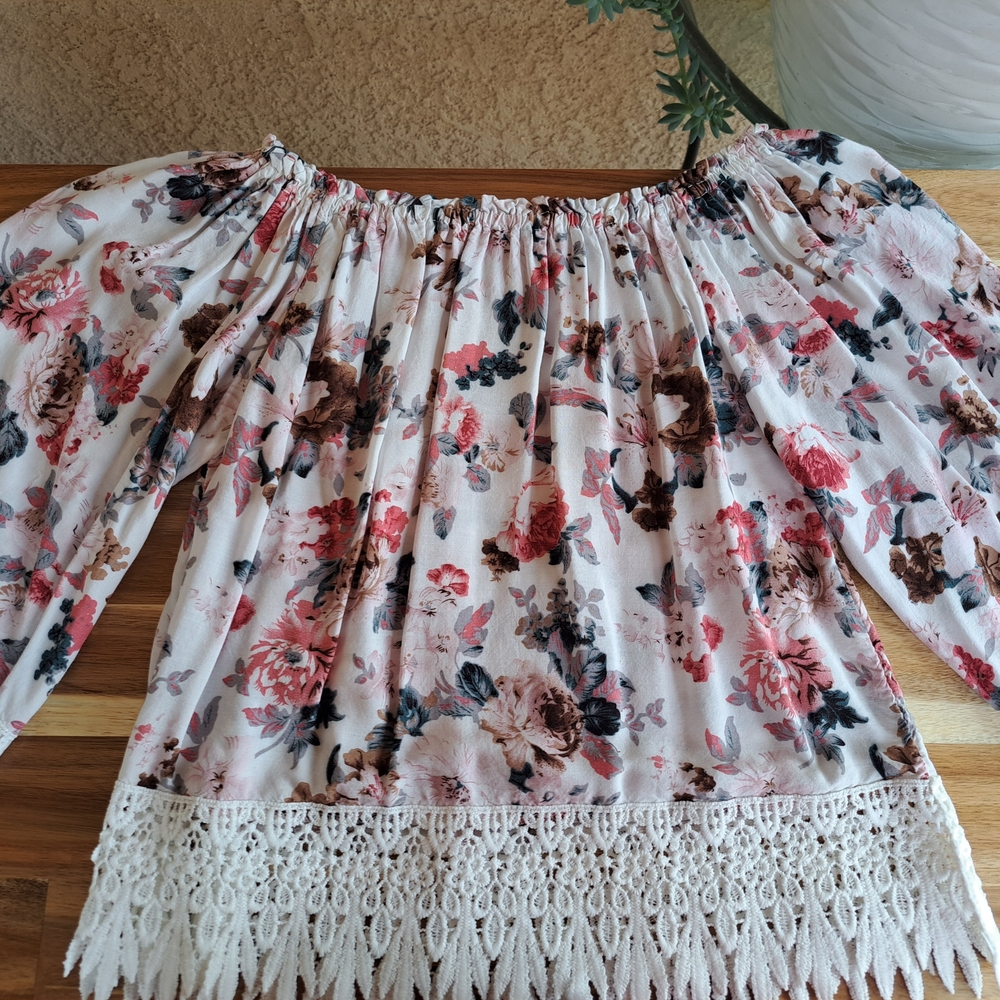 Floral Off-Shoulder Top with Lace Trim